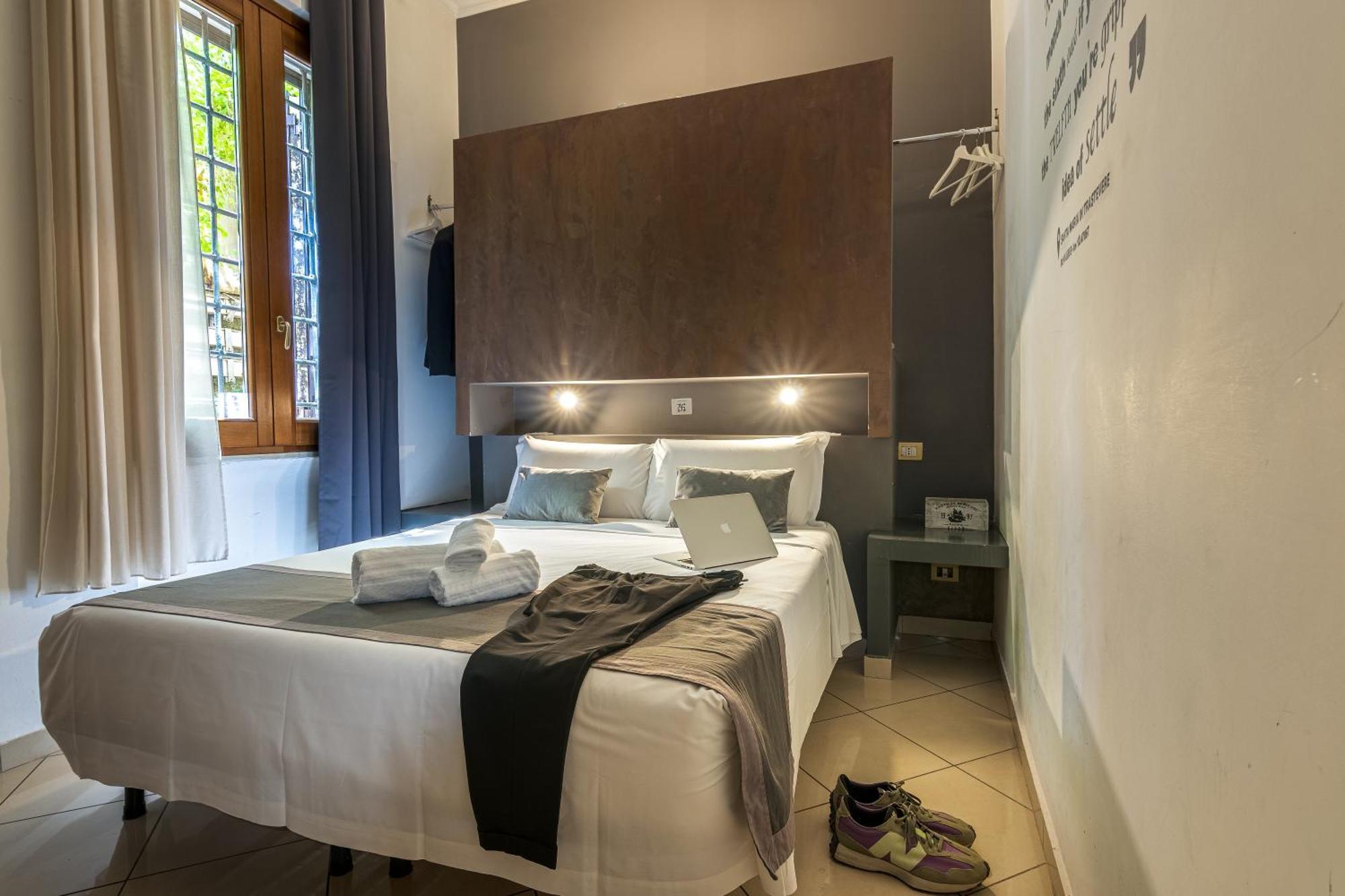 Crossroad Hotel Рим Экстерьер фото